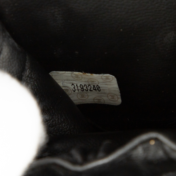 Chanel Vanity Case - Picture 8 of 8